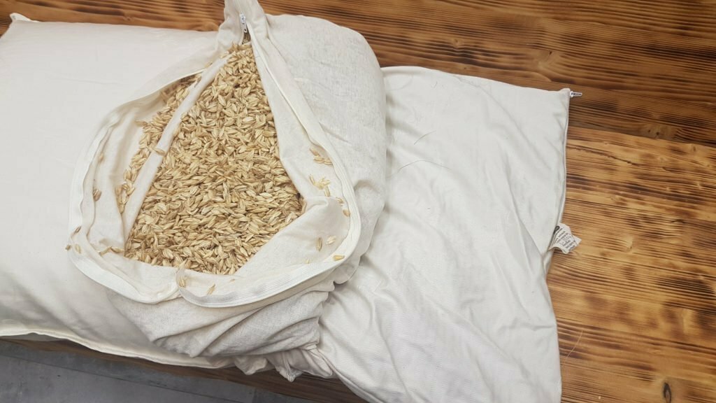 cuscino in pula di farro e fieno alpino
